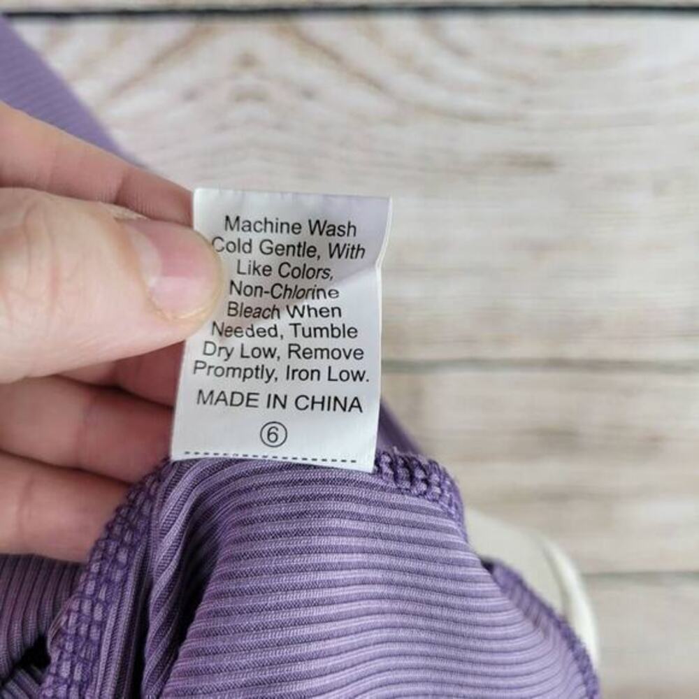 5/$25 SHEIN Scoop Neck Ribbed Henley Tee Lilac Purple Size Medium - Picture 7 of 7